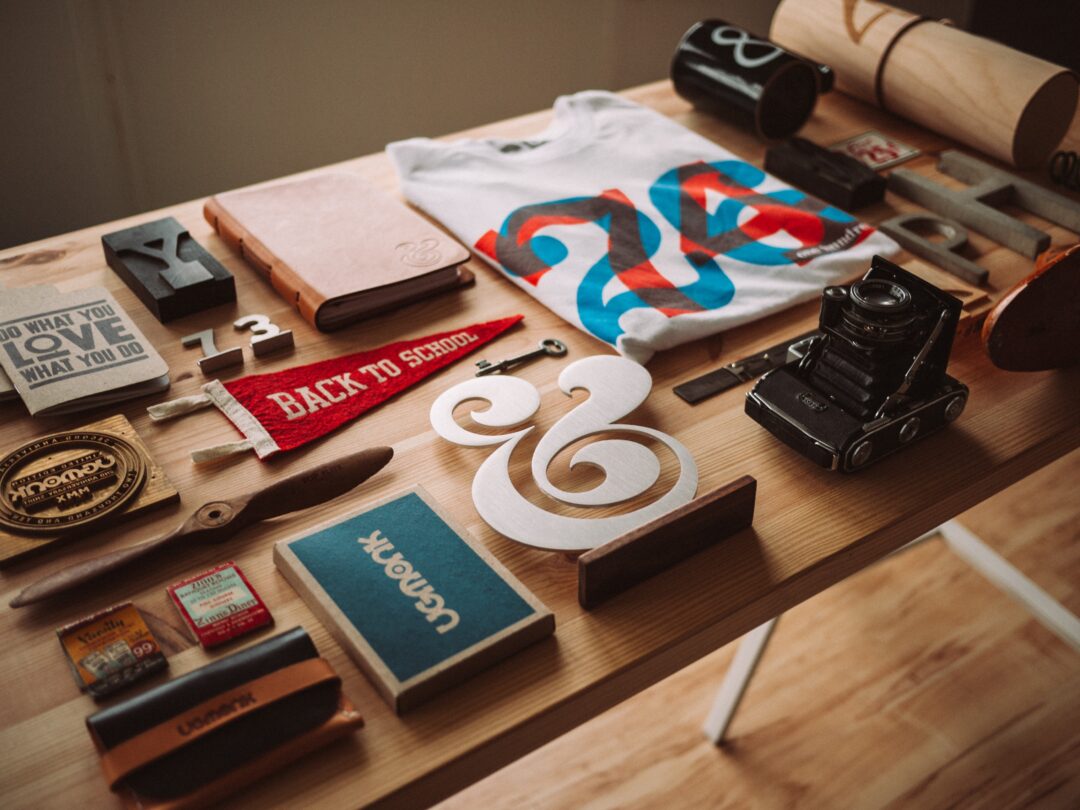 Read more about the article 7 Tips Jitu Mendesain Kaos Custom Yang Diminati Pembeli